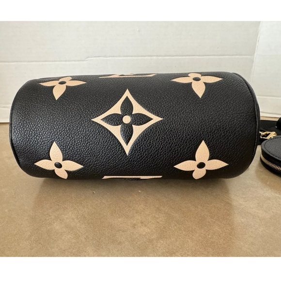 Louis Vuitton Empreinte Monogram Papillon BB Black & Beige - Picture 5 of 16
